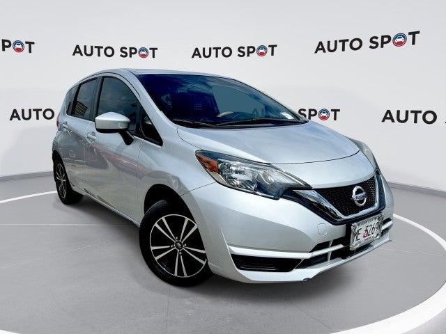 2018 Nissan Versa Note SV in Silver — front three-quarter view