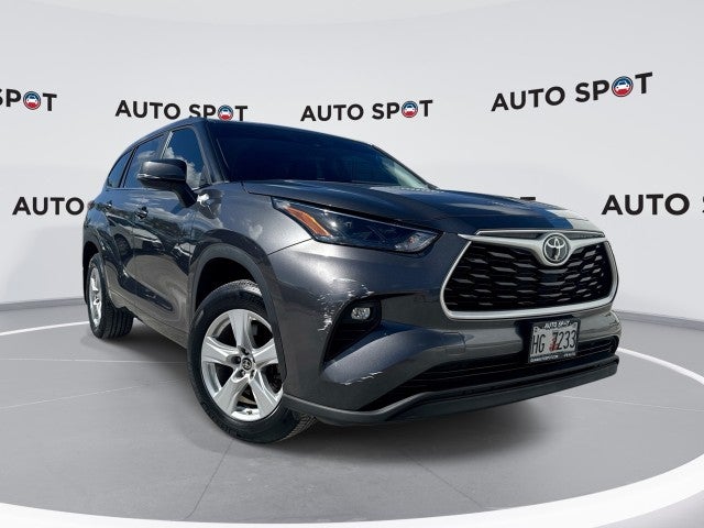2023 Toyota Highlander L in Gray — front three-quarter view